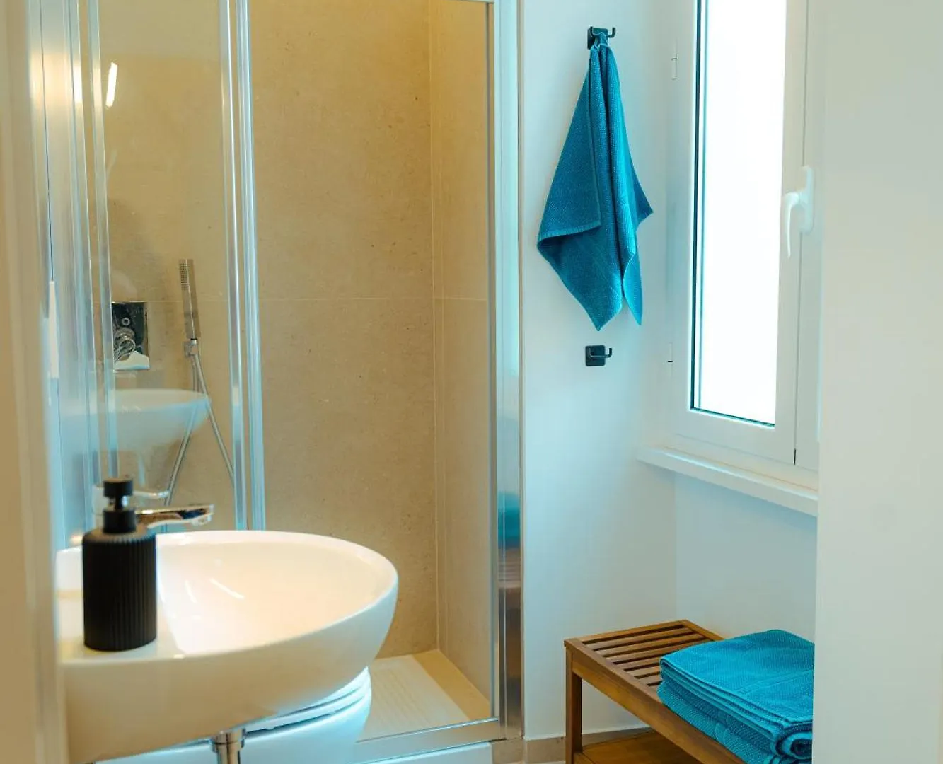 Quiet And Cosy Central Apartment Rome Italy