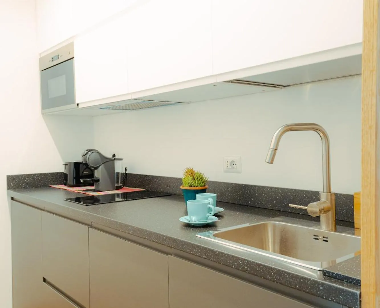 Quiet And Cosy Central Apartment Rome